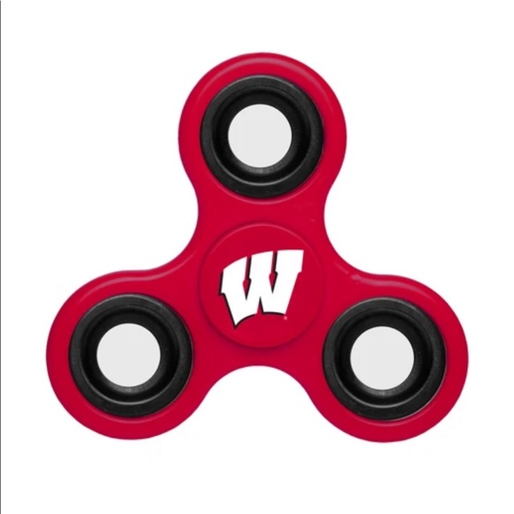 WI BADGERS 2 WAY & 3 WAY Fidget Spinners - Picture 2 of 8